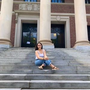 Meet your Posher, Ariel